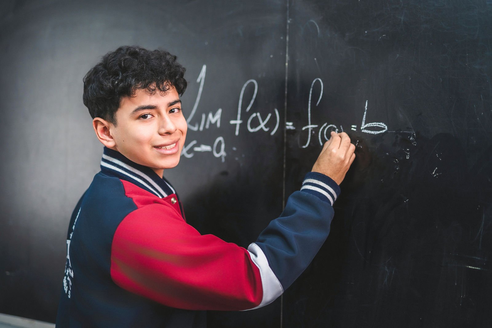 Sesión grupal anuario escolar